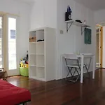 Eclectic 1 Bedroom Apartment In The Heart Of Palm Beach